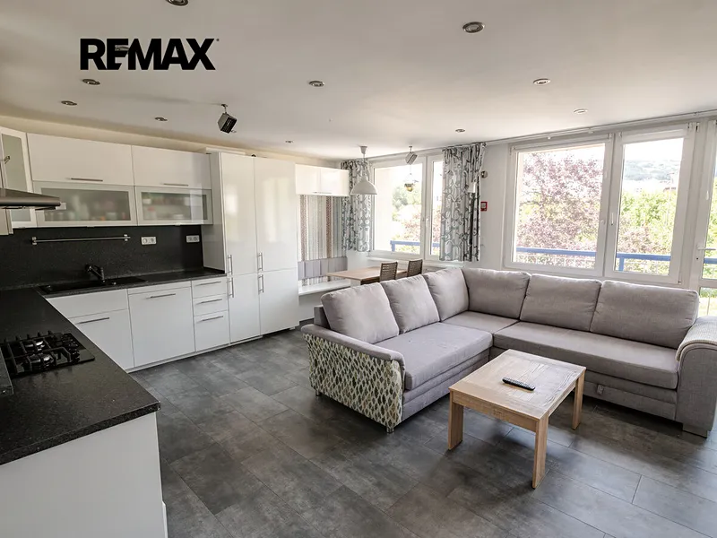 Prodej bytu 3+kk v osobním vlastnictví 75 m², Praha 4 - Háje